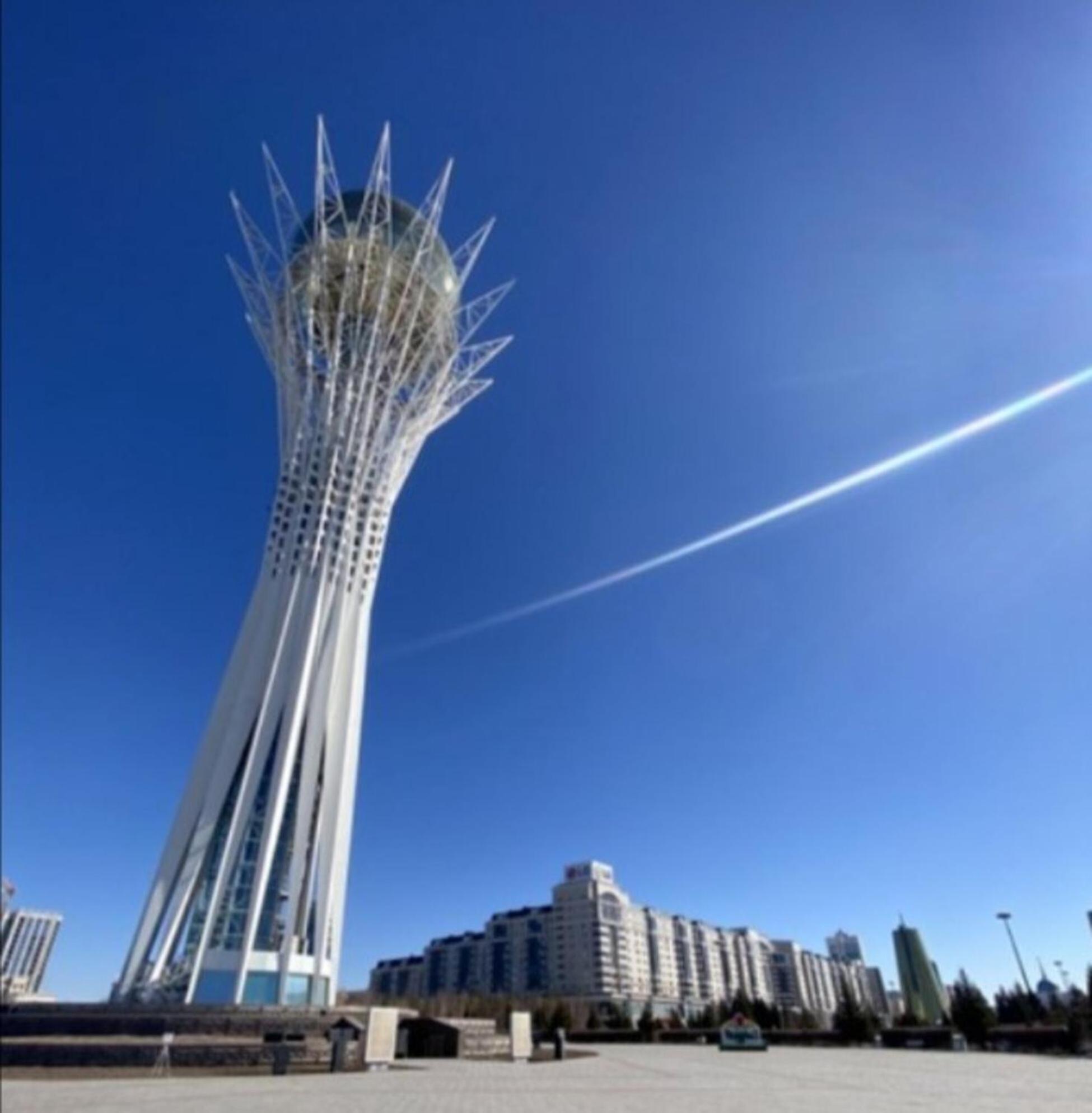 Апартаменты 2Day Apart У Байтерека Astana Exterior foto